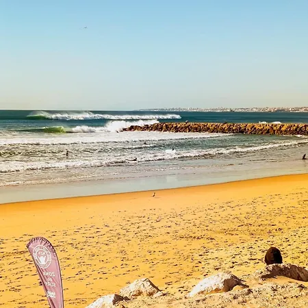דירה Surfers Corner